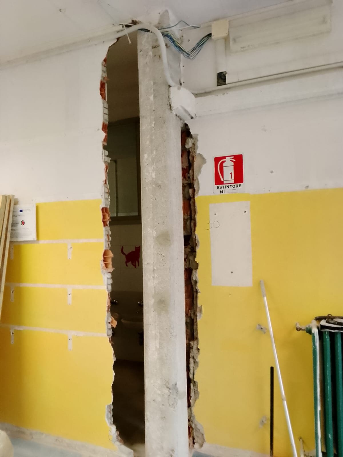 Ristrutturazione e adeguamento sismico polo scolastico