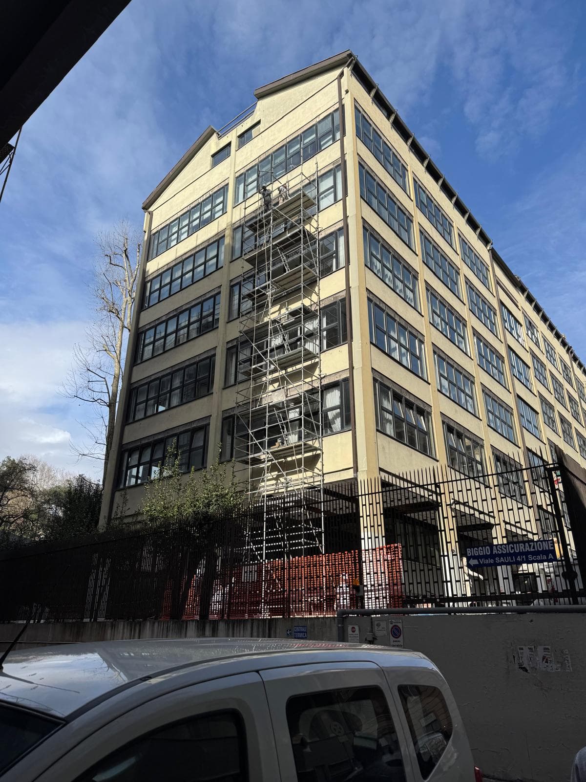 Manutenzione straordinaria sulle strutture edificio "Klee Barabino"