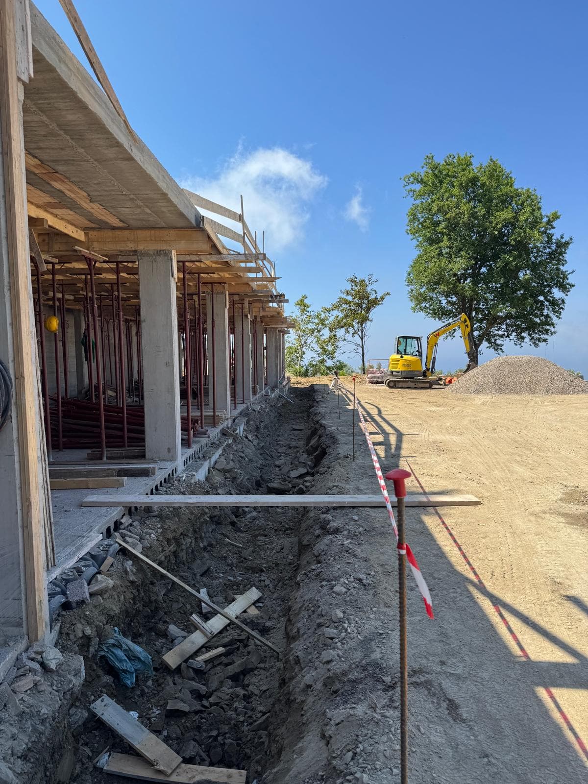 Interventi di riqualificazione dell'intera area del complesso eliportuale "Le Tore"