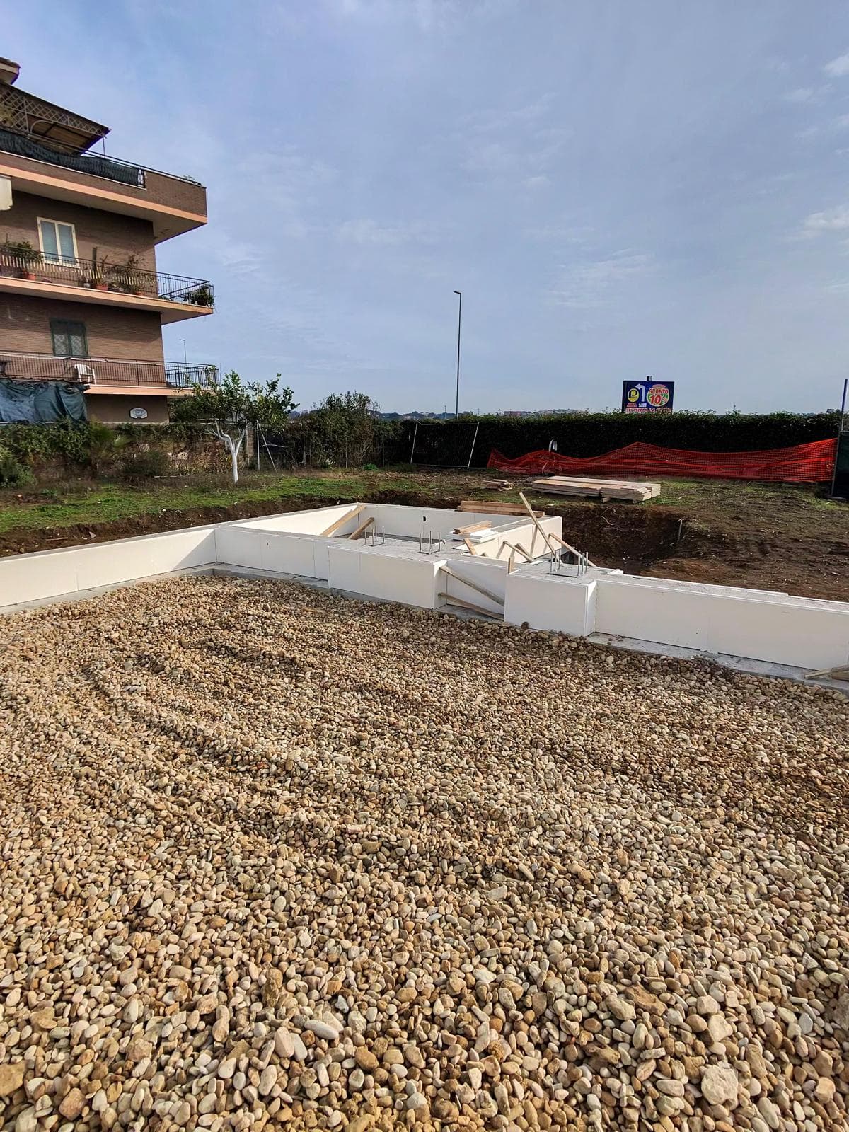 Lavori di nuova realizzazione tramite demolizione e ricostruzione del centro polivalente Rino Di Vito