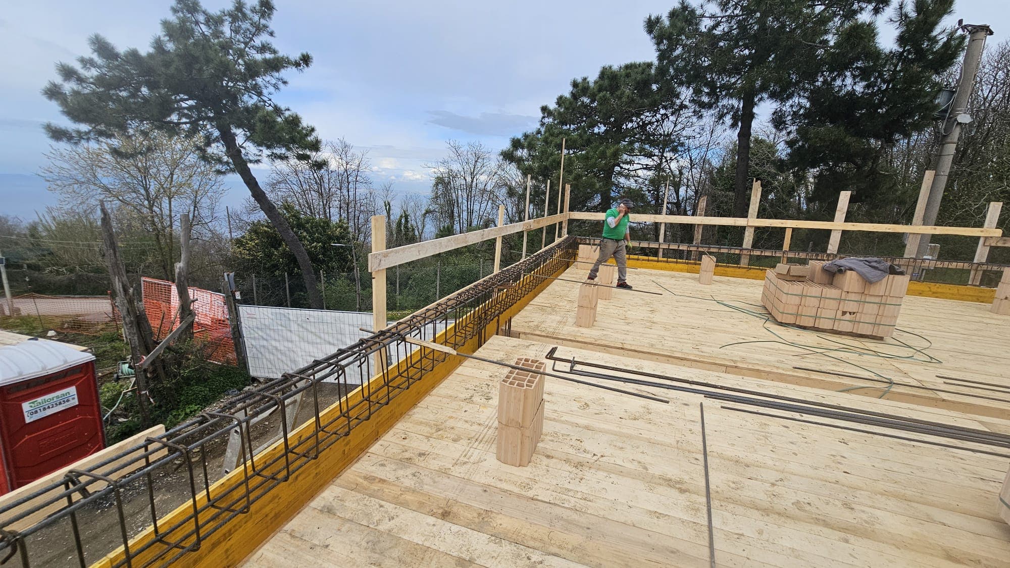 Interventi di riqualificazione dell'intera area del complesso eliportuale "Le Tore"