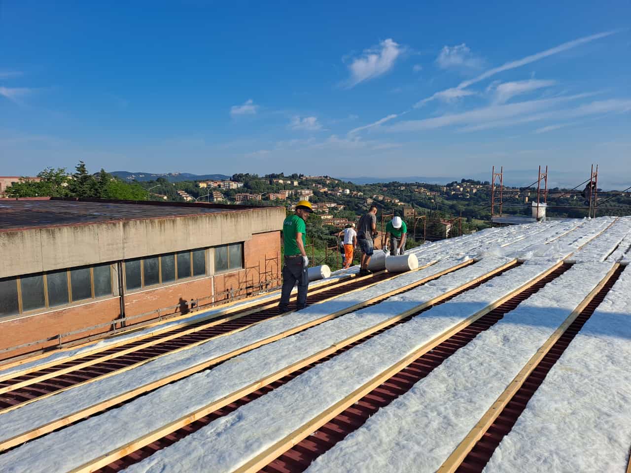 Manutenzione straordinaria coperture Licei Poliziani
