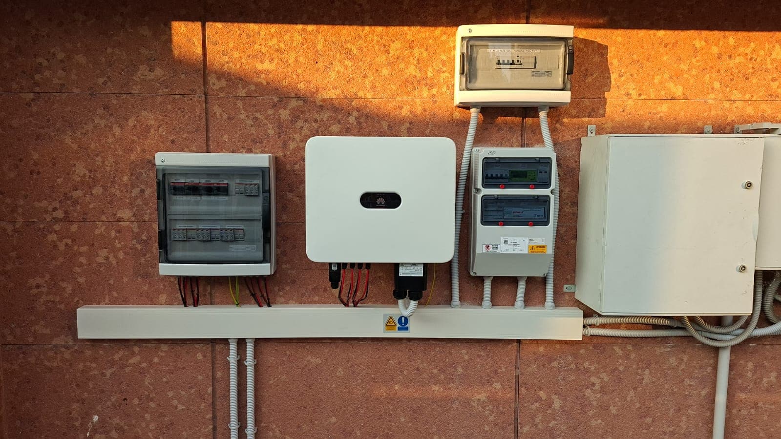 Ristrutturazione e adeguamento sismico polo scolastico