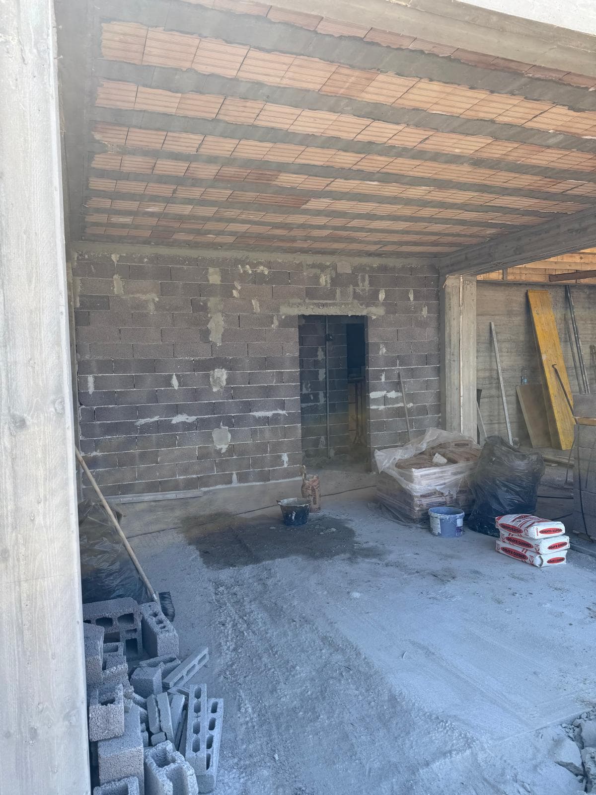 Interventi di riqualificazione dell'intera area del complesso eliportuale "Le Tore"