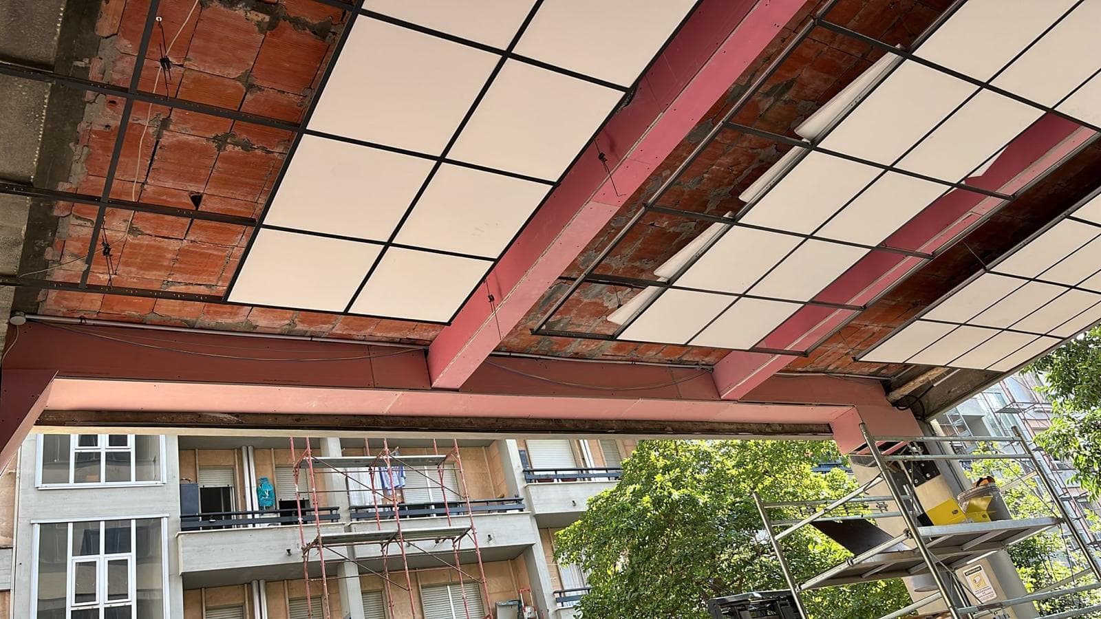 Manutenzione straordinaria sulle strutture edificio "Klee Barabino"