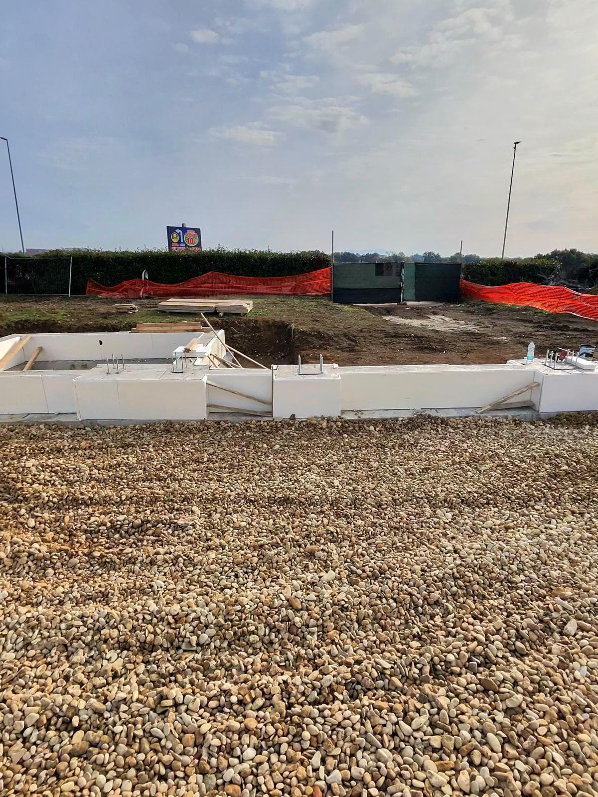 Lavori di nuova realizzazione tramite demolizione e ricostruzione del centro polivalente Rino Di Vito