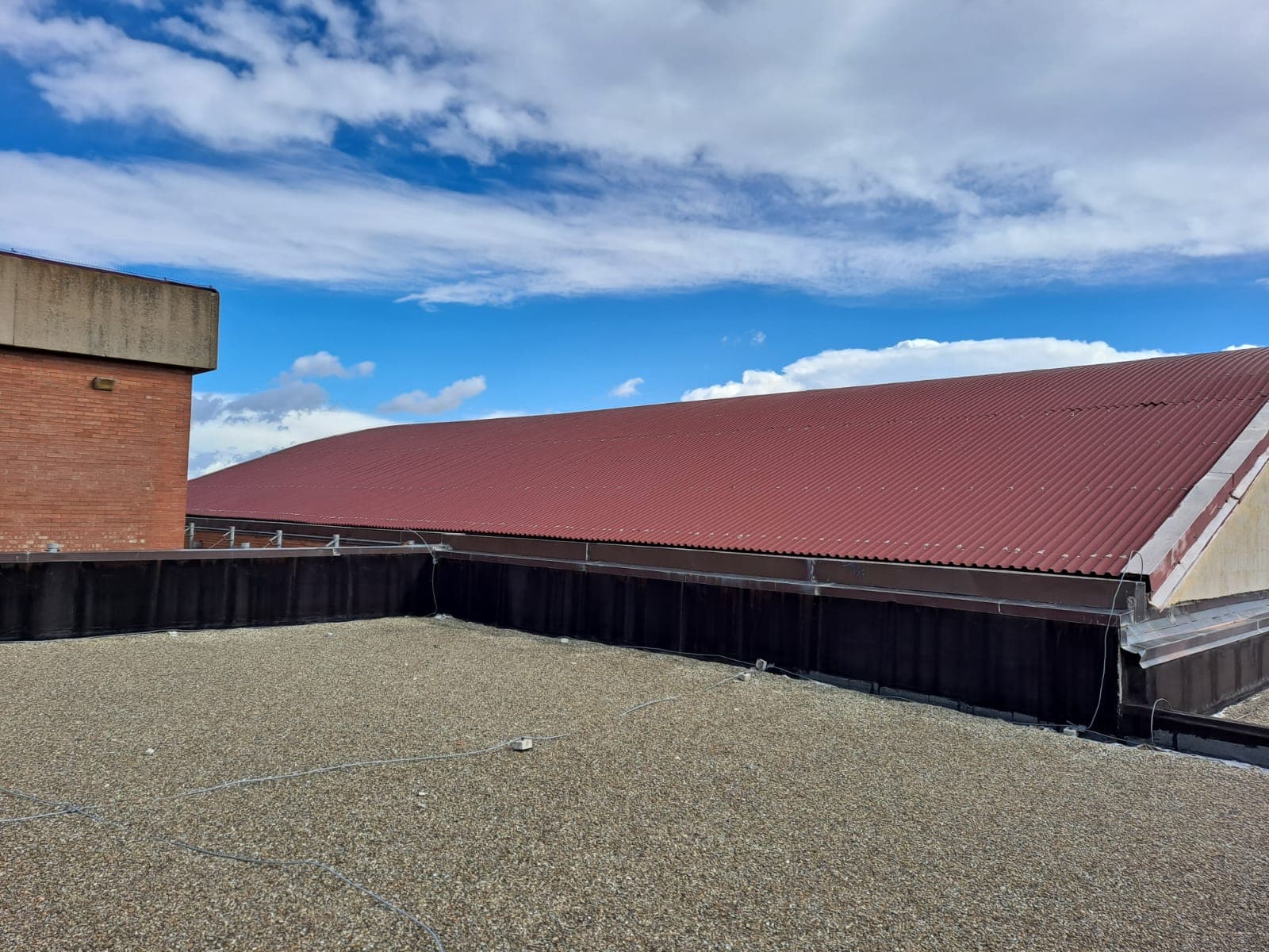 Manutenzione straordinaria coperture Licei Poliziani